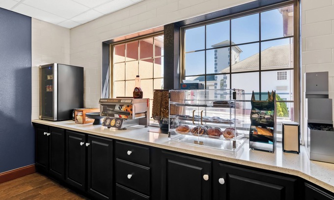 Harrisburg Hotel | Scottish Inns & Suites Harrisburg - Hershey North