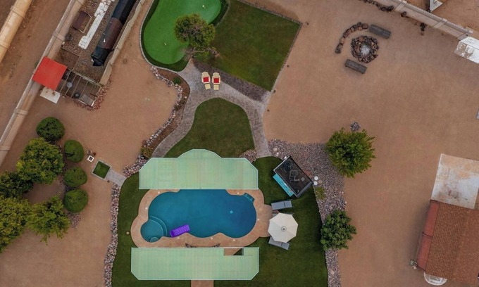 Sundown Estates House | Scottsdale HUGE 1Acre Yard w/Private Golf Course