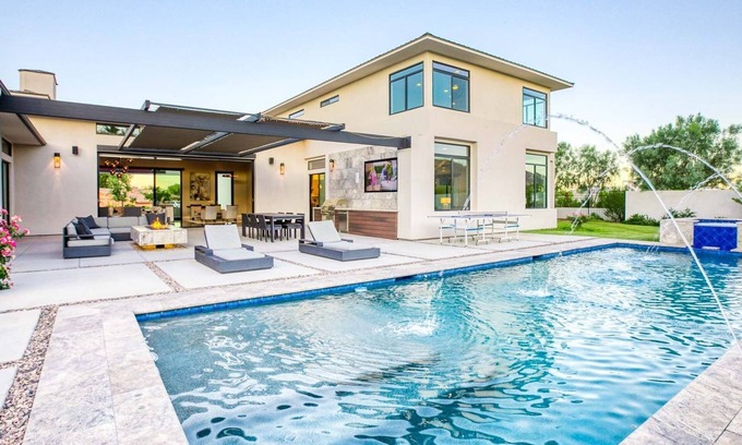 South Scottsdale House | Scottsdale Sanctuary - 6BR Estate + Casita w/Rooftop Views & Pool