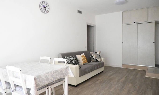 Senigallia Apartment | SE190 - Senigallia, renovated one-bedroom apartment with air conditioning