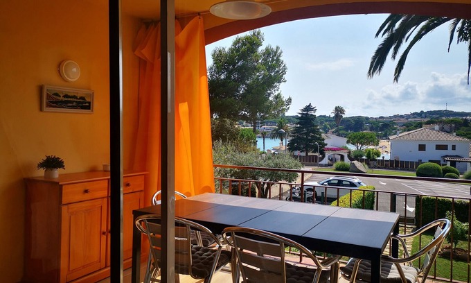 Palamos Apartment | SE3.105-Apartment 150 M. from the beach of la Fosca (Palamos)