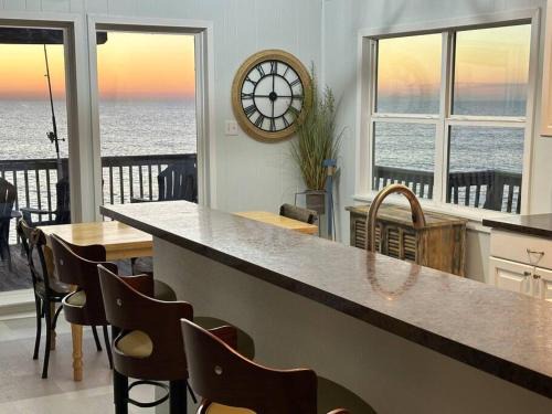 San Luis Villa | Sea 2 Believe! OceanFront! Pets Allowed