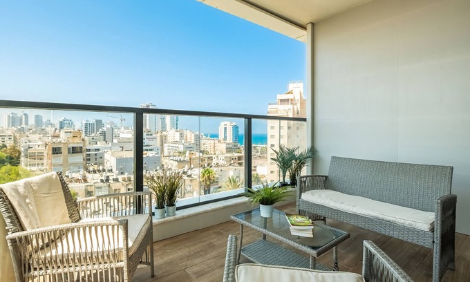 Netanya Apartment | Sea Breeze Netanya Retreat by Sea N' Rent