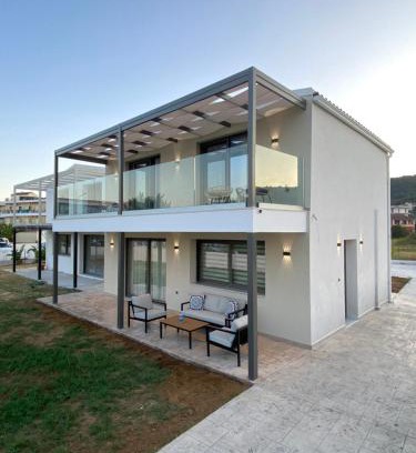 Moraitika House | Sea Breeze Sea View Villa