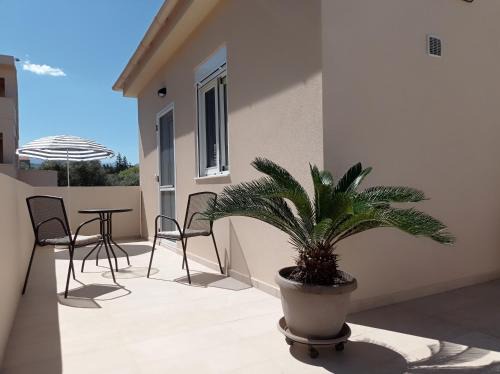 Daratsos Apartment | Sea captains deck