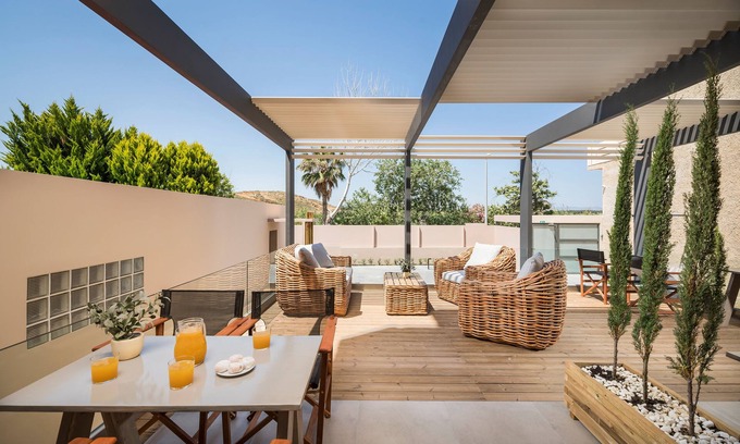 Nea Chora House | Sea & City Apartments