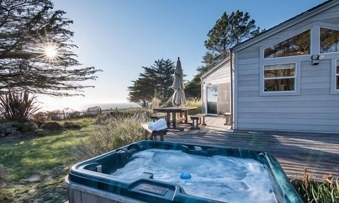 Anchor Bay House | Sea Gate by RedAwning