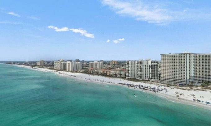 Destin Condo | Sea La Vie: Your Escape To The Beach In Destin.