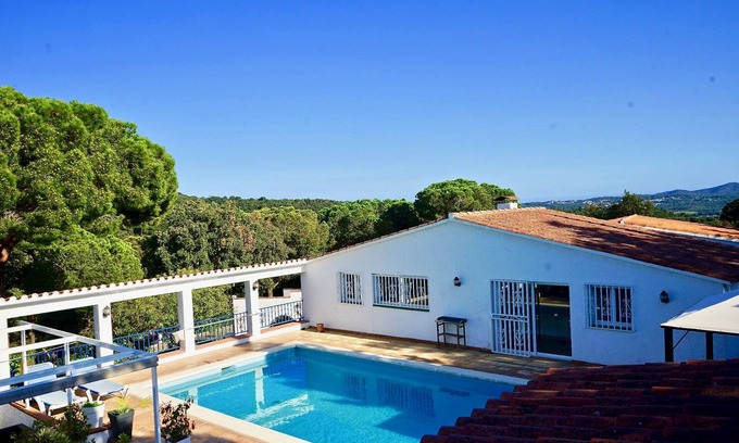 La Roca de Malvet House | Sea near golf courses - El Sol Naciente