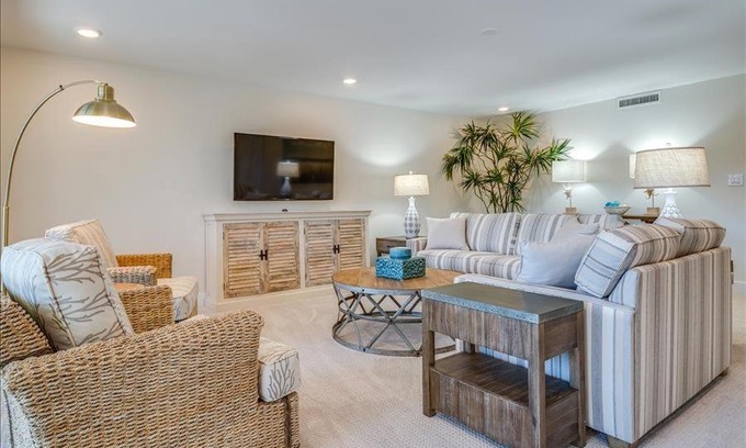 Boca Grande Apartment | Sea Oats 244 Apartment