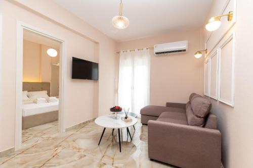 Nea Potidaia Apartment | Sea Side Apartment 30m from Beach No Car Needed