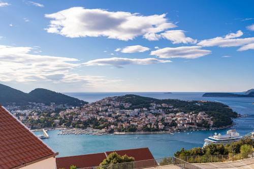 Gruz Apartment | Sea View Apartment Nuncijata