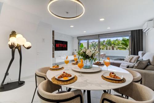 Complejo turistico Amarilla Golf Villa | SEA VIEW I POOL I PRIVATE GARAGE I WI-FI I GRILL I WINE l COFFEE