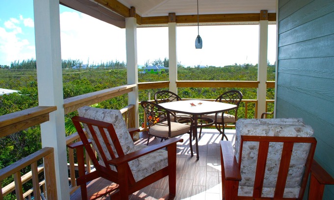 Morris Settlement House | Sea Views and Walk to the Beach! 2 Bedrooms/1 Bath/Full Kitchen