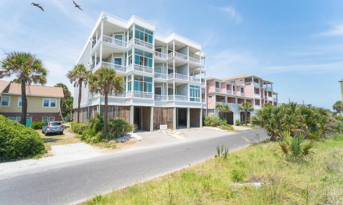 Sunset Point House | Seacoast Villas 6