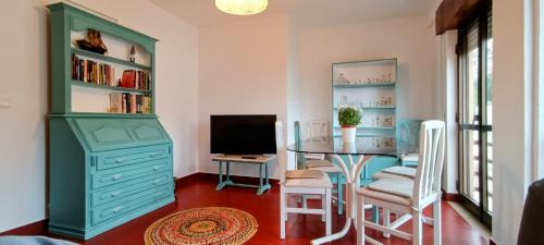 Sesimbra Apartment | SeaFlower House by DolceStay