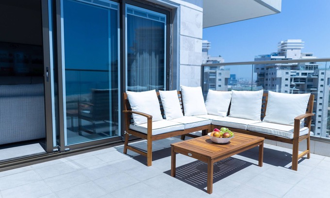 Rishon LeTsiyon Apartment | SeaFront Luxurious 3 BR Apartment