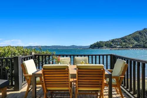 Lower Hutt House | Seaglass Cottage