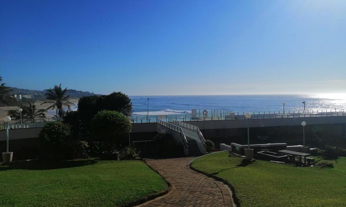 Margate Beach Apartment | Seagull 512