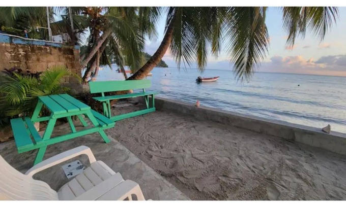 Laborie House | Seagull Suite B - Beach Front Living