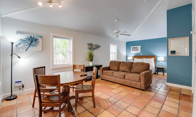 Uptown - Upper Duval Cottage | Seagull Suite | Inviting Studio, Just Steps From Duval, Hot Tubs!