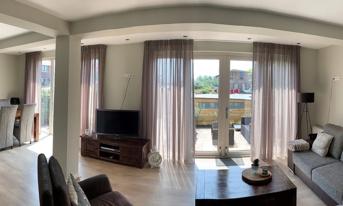 Municipality of Katwijk Apartment | Seagull/with parking in Parking Garage