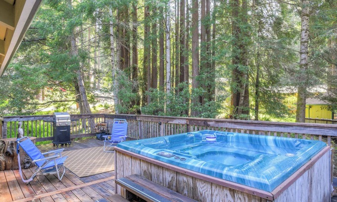 Anchor Bay House | Searenity by the Sea | Private Hot Tub
