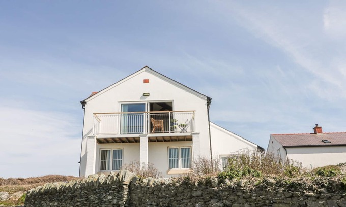 Trearddur Bay Cottage | SEASCAPE, family friendly, with open fire in Trearddur Bay