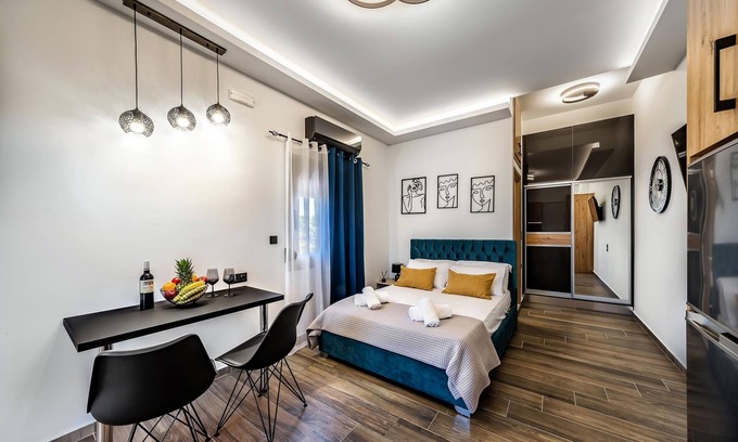 Skotino Apartment | Seaside Apartment Studio