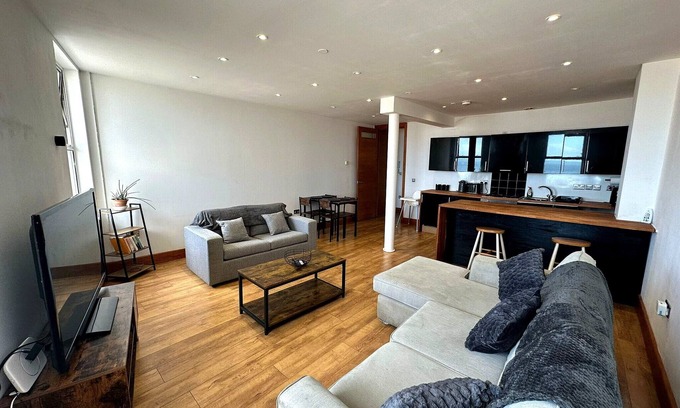 Margate Old Town Apartment | Seaside Apartment, on the doorstep of the Beach!