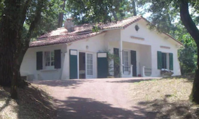 Meschers-sur-Gironde House | Seaside house *