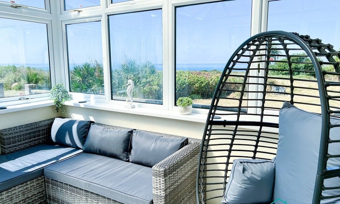 St Brides Cottage | Seaside holiday home in Whitesands, St Davids
