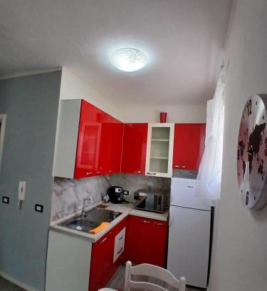 Shkembi i Kavajes Apartment | Seaside View Ergis