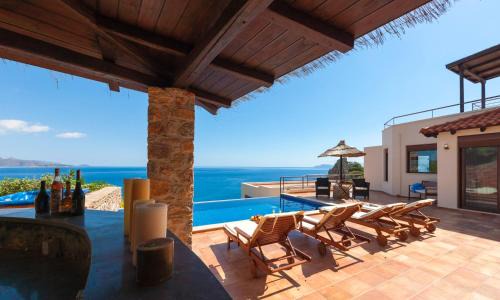 Agios Nikolaos Town Villa | Seasons Villas