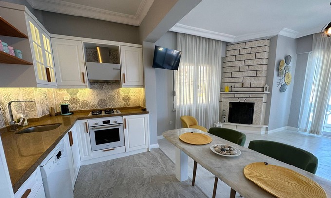 Alanya Apartment | SEAVIEW CASTLE HOUSE WITH PRIVATE BACKYARD