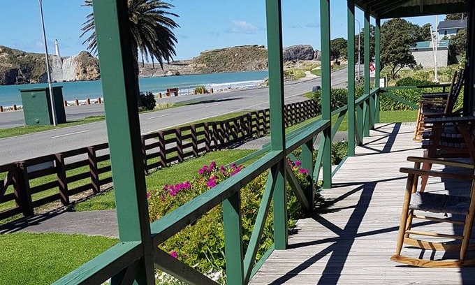 Castlepoint House | Seaview House at Castlepoint with Great Views