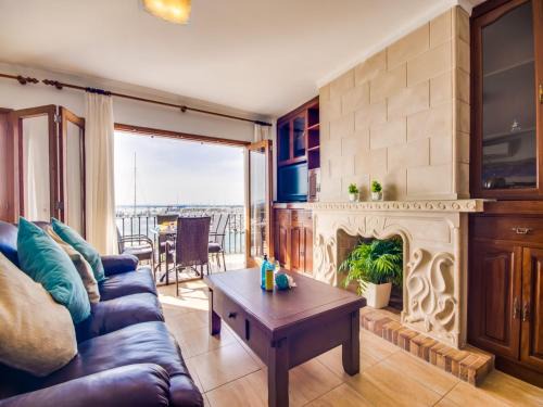 Alcudia Apartment | Seaview Stay in Puerto Alcudia