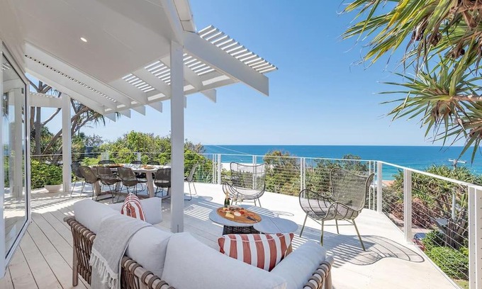 Sunshine Beach House | Seaviews at Sunshine beach,4bd, Pool