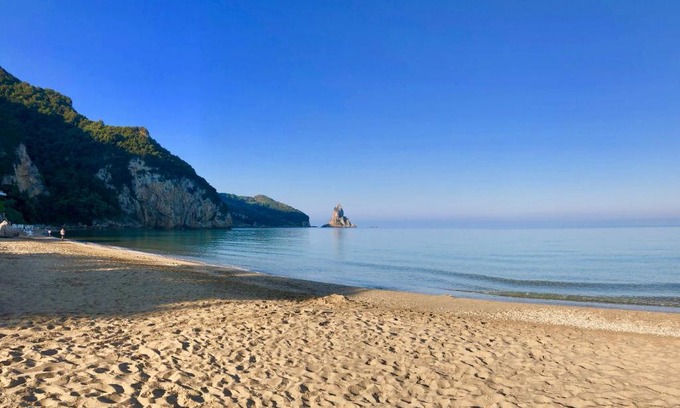 Agios Gordios Apartment | Sebastian's - Agios Gordios Beach