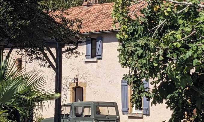 St-Pardoux-et-Vielvic House | Secluded estate, nature, wifi, air conditioning, heated pool