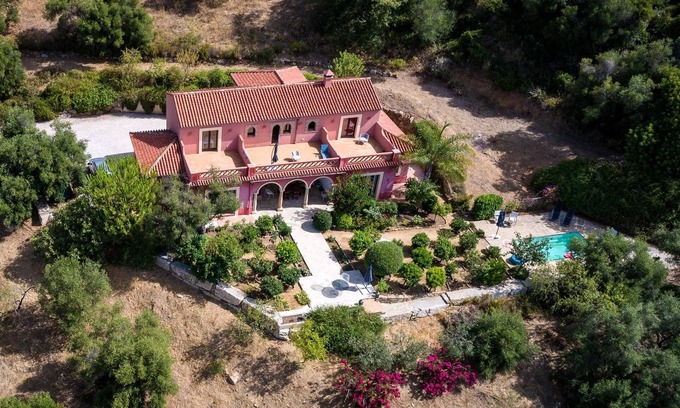 Gaucin Villa | Secluded location with fantastic views of Morocco