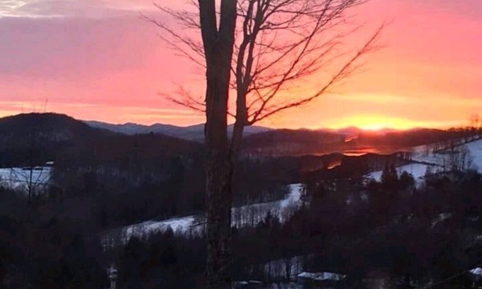 Canaan Valley House | Secluded peaceful mountain getaway! You will love the mountain views.