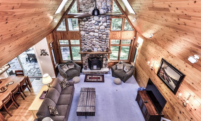 St Germain House | Secluded YEAR ROUND home on Little St. Germain Lake!