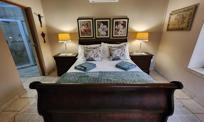 White River Villa | Security Golf-Estate 4-bedroom Villa - 15mins to Kruger International Airport