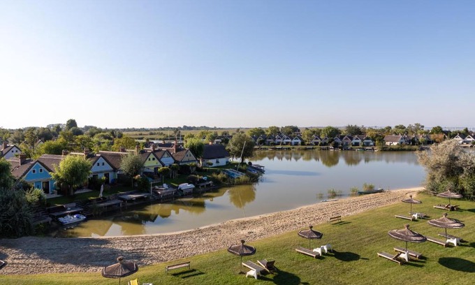 Weiden am See Apartment | Seepark Weiden - Baumhof