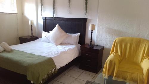 Greater Johannesburg Metropolitan Area Apartment | Self-catering 1Bedr cottage in Sandton with FREE WiFi