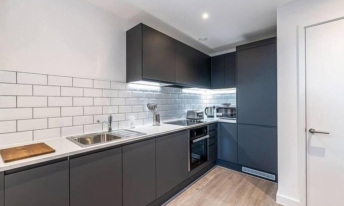 Old Trafford Apartment | Self Catering Accommodation Manchester