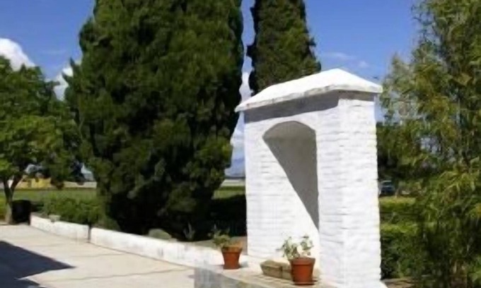 Valderrubio Cottage | Self catering Cortijo Los Parrales for 4 people