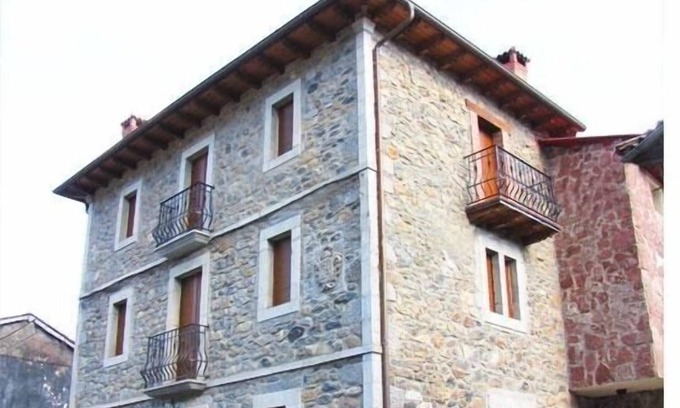 Boca de Huergano Cottage | Self catering cottage La Altanera for 8 people