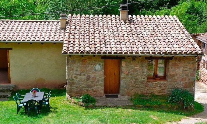 Riudaura Cottage | Self catering La Rovirota for 6 people